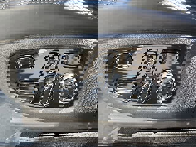 Used 2019 Genesis G90 3.3T Premium image 17