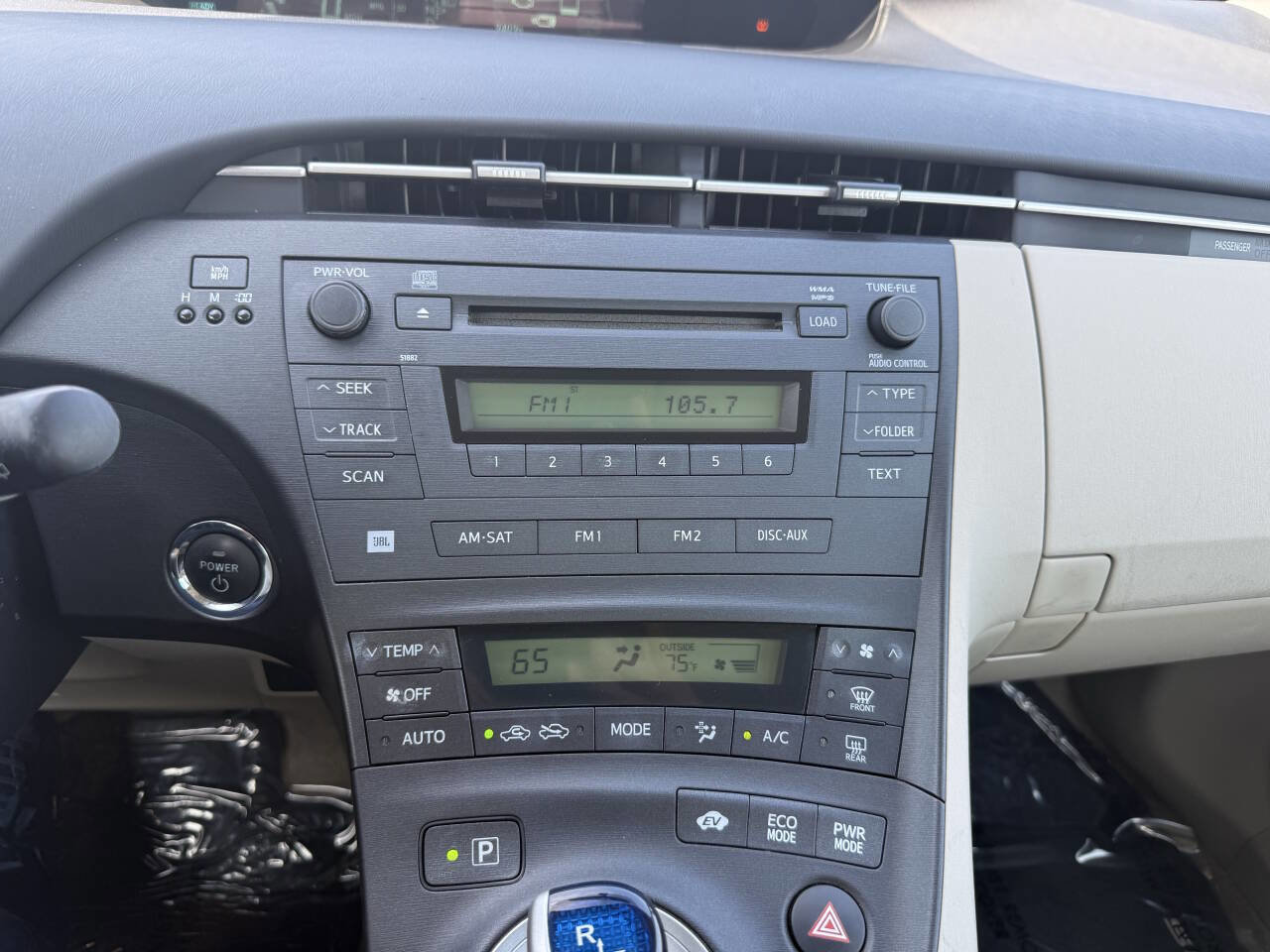 Used 2010 Toyota Prius Three FWD image 19