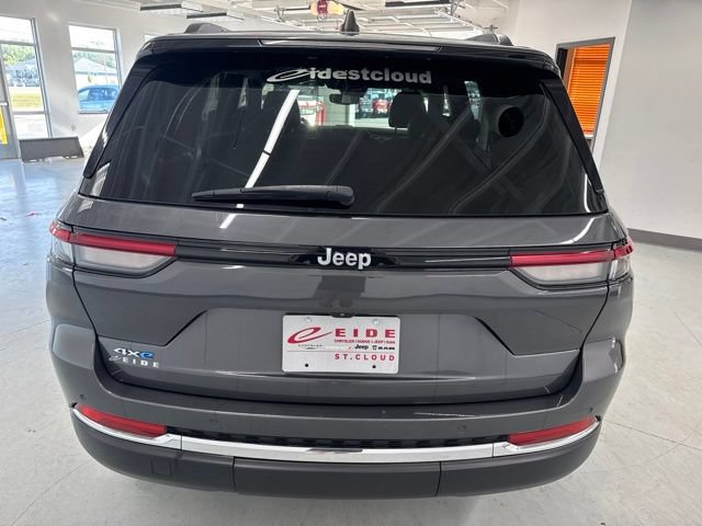 Used 2024 Jeep Grand Cherokee Limited 4xe AWD/4WD image 12