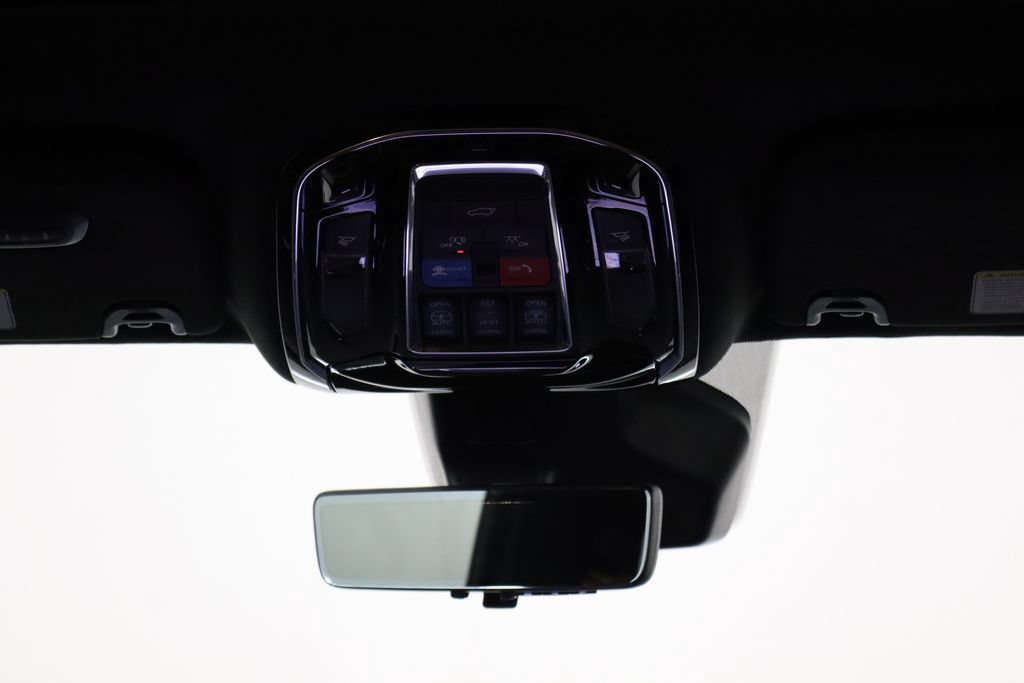 New 2026 Jeep Grand Wagoneer Summit AWD/4WD image 28
