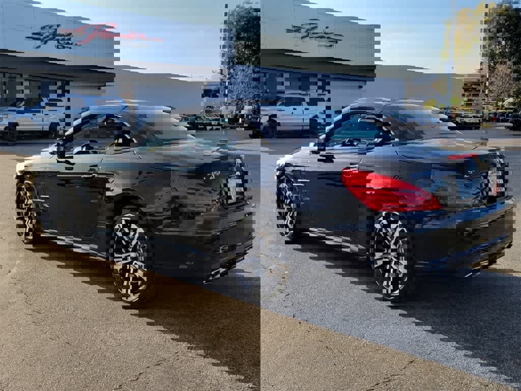 Used 2017 Mercedes-Benz SL 450 image 3