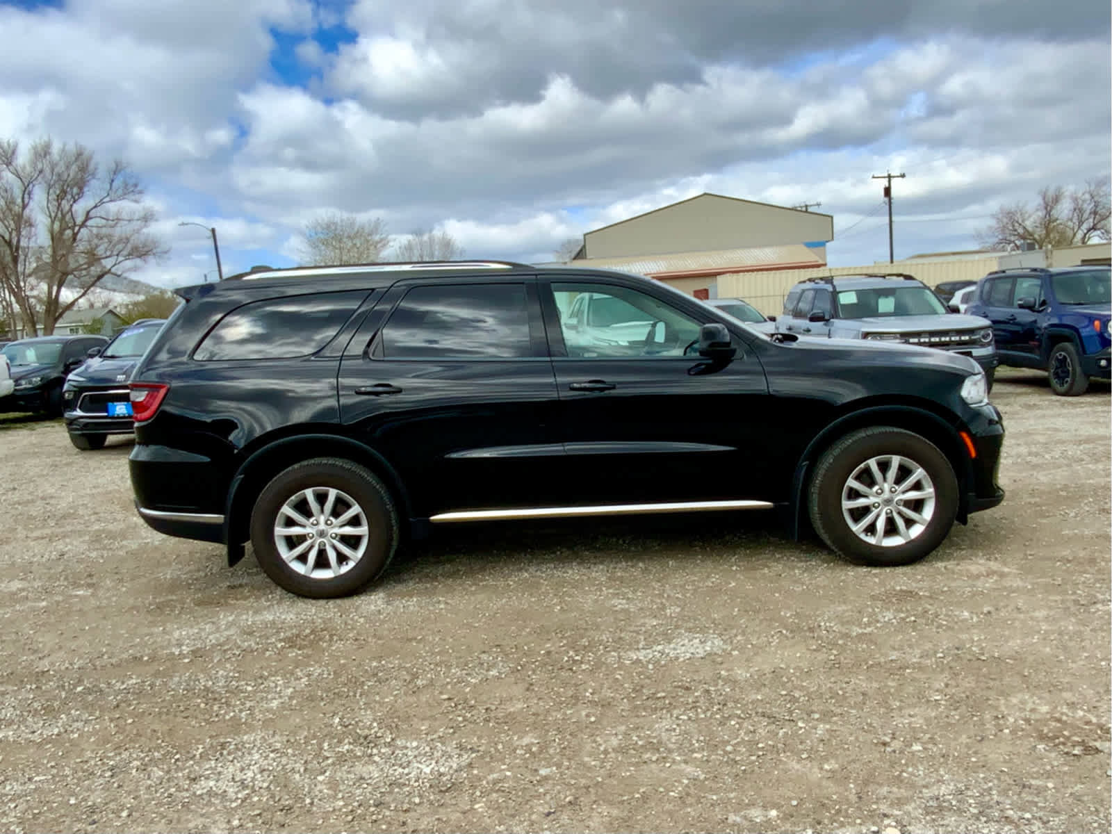 Used 2022 Dodge Durango SXT AWD/4WD image 6