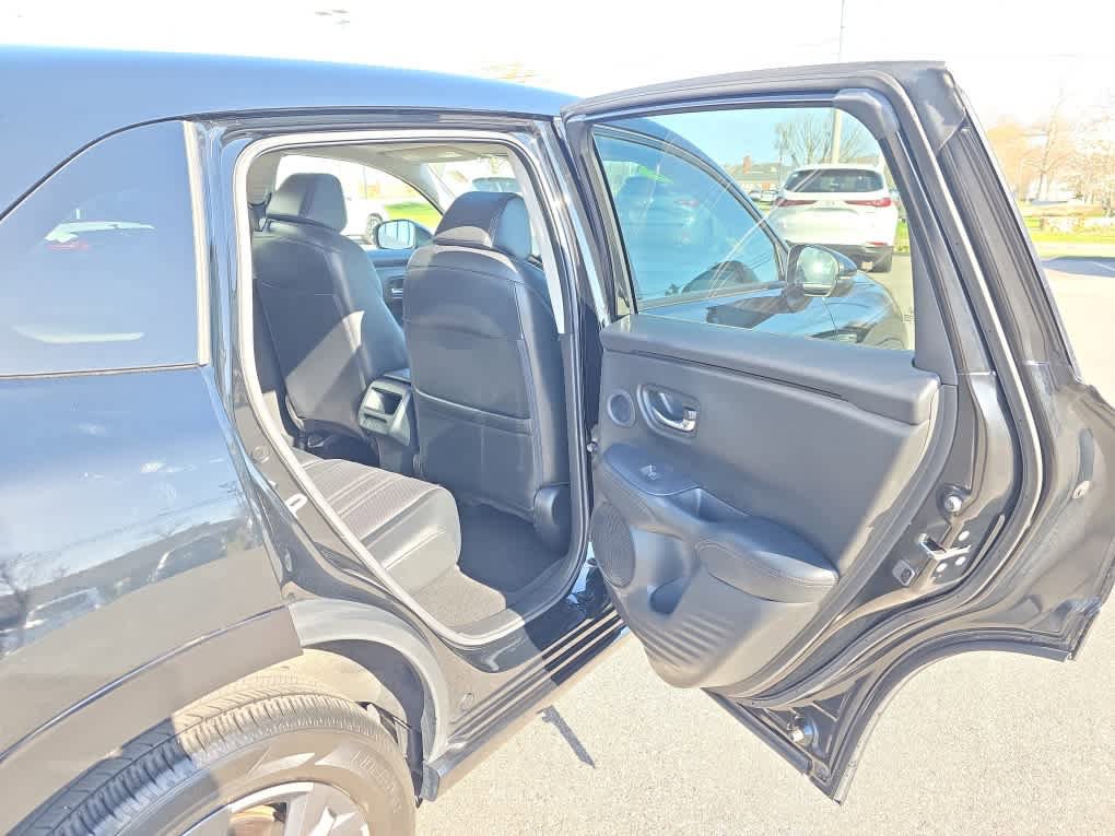 Used 2023 Honda HR-V EX-L image 26