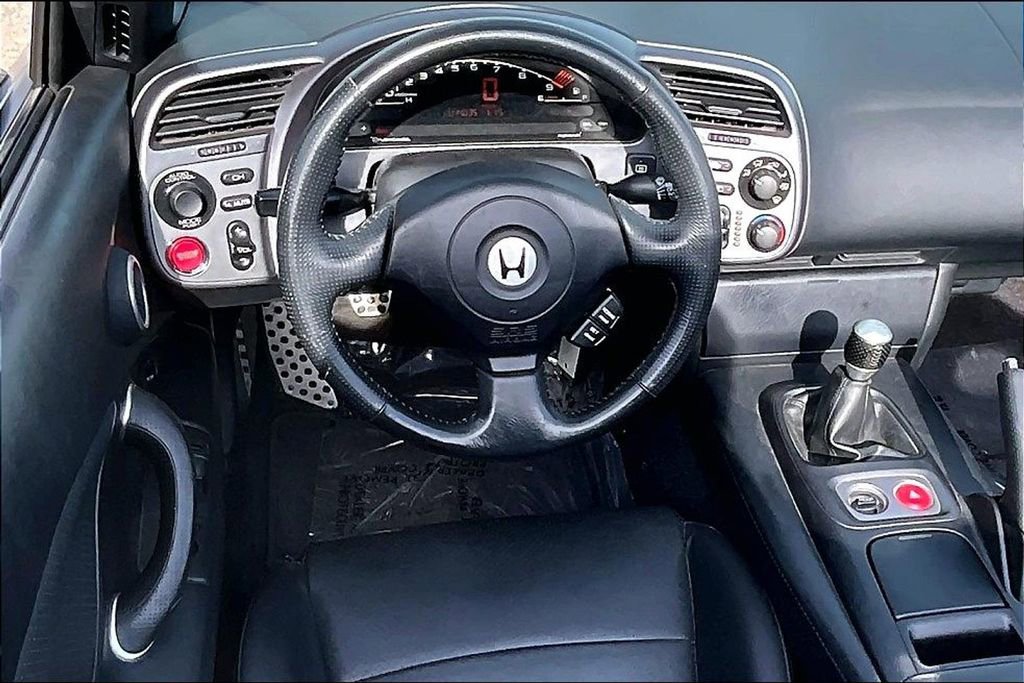 Used 2003 Honda S2000 image 17