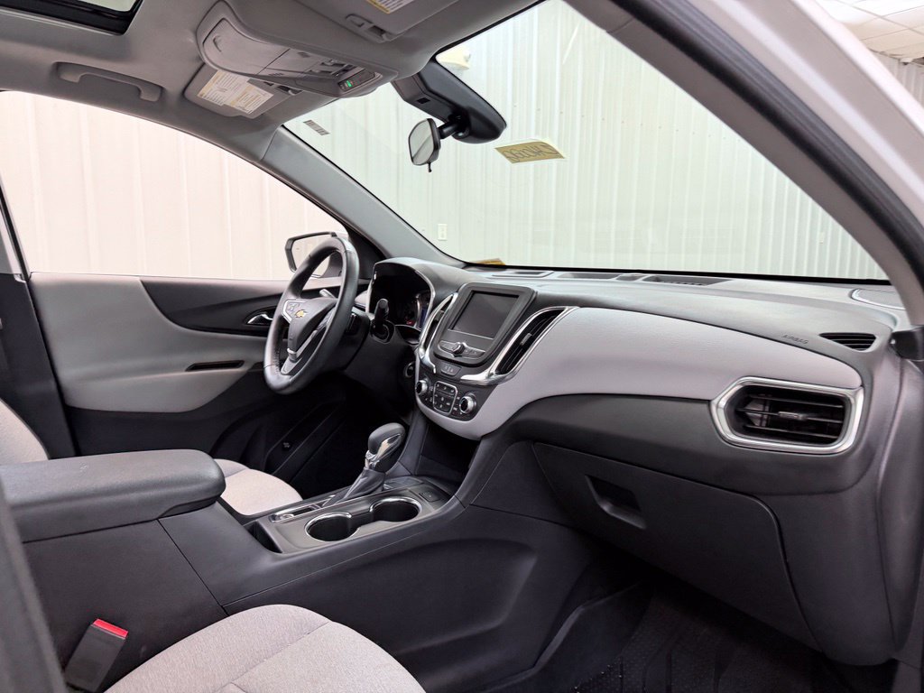 Used 2024 Chevrolet Equinox LT FWD image 39