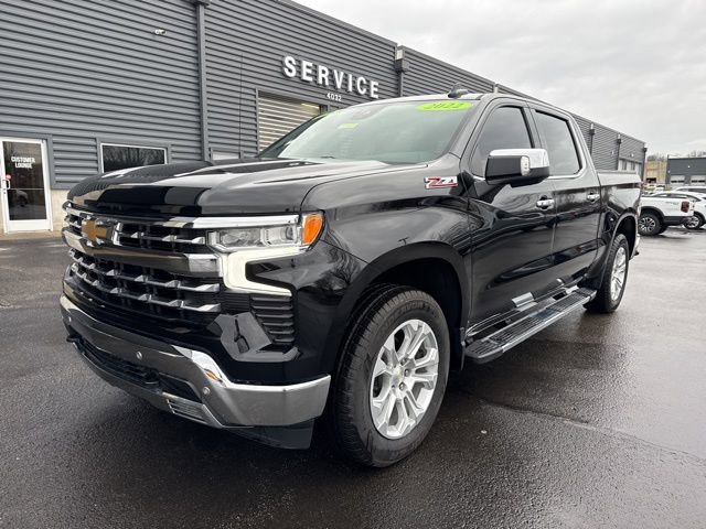 Used 2022 Chevrolet Silverado 1500 LTZ image 4