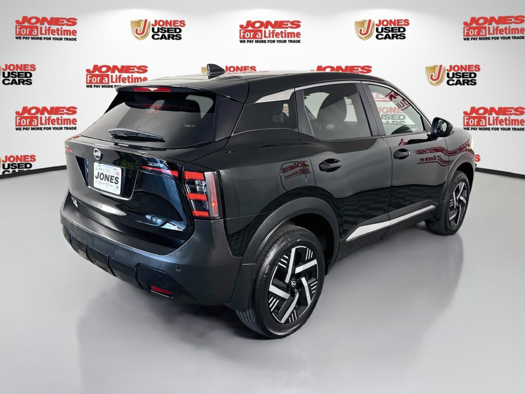 Certified 2025 Nissan Kicks SV FWD image 15