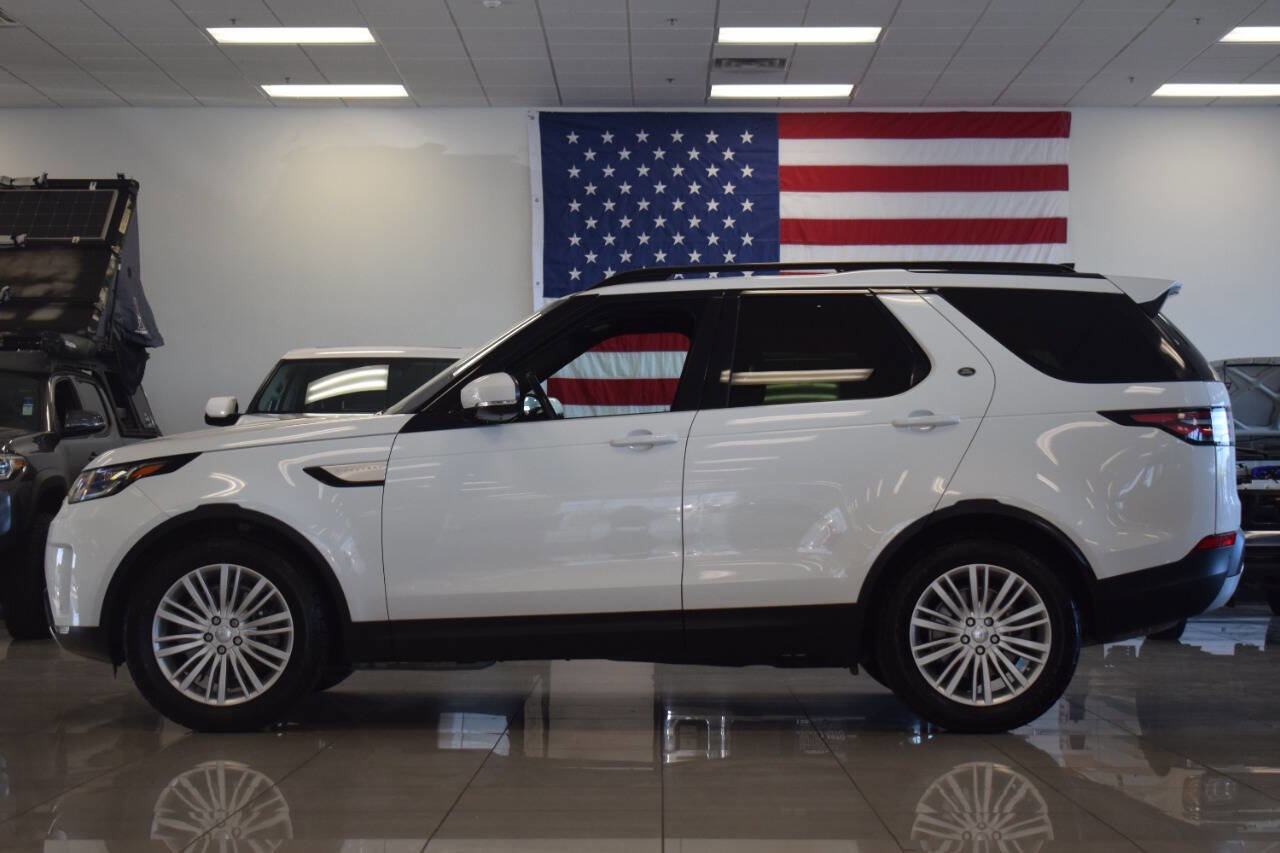 Used 2017 Land Rover Discovery HSE AWD/4WD image 15