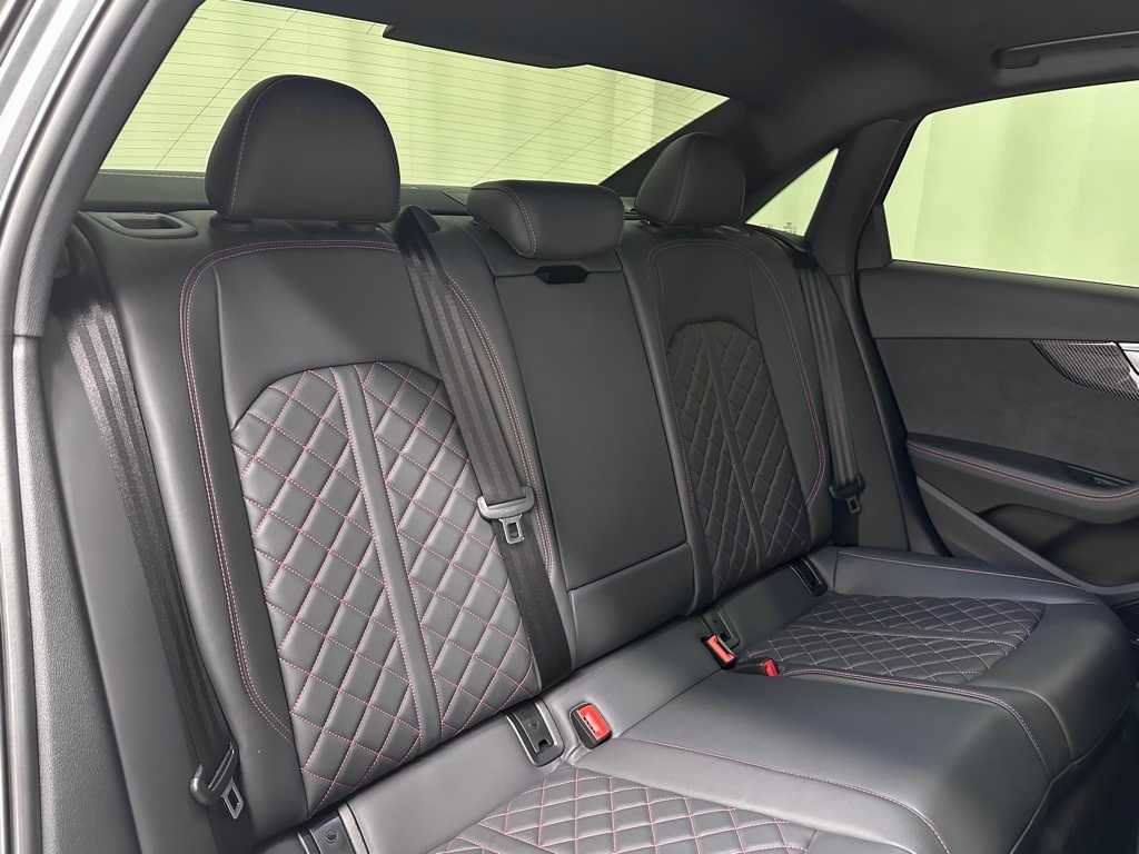 Used 2024 Audi S4 Premium Plus w/ Premium Plus Package image 22