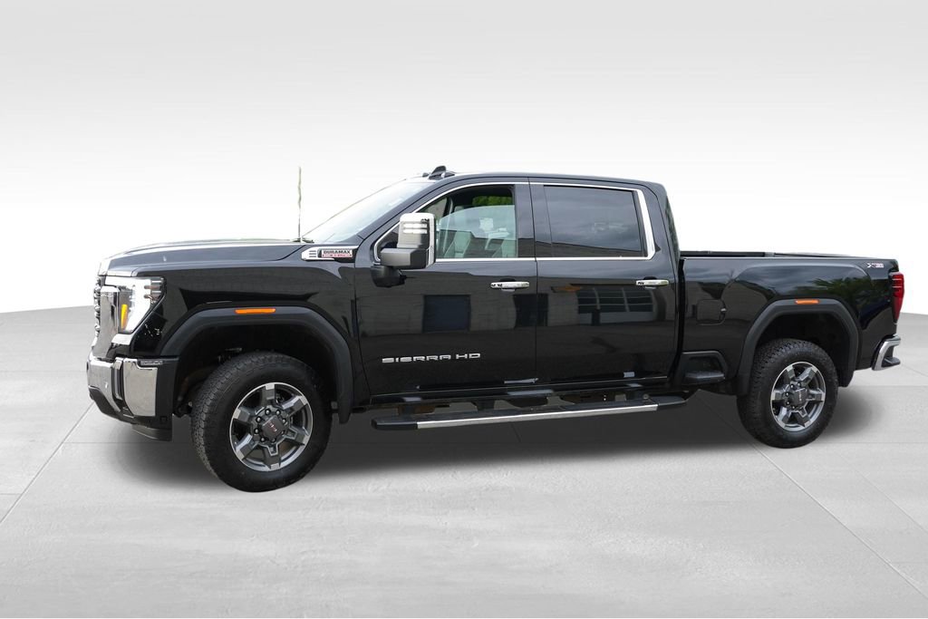 Used 2025 GMC Sierra 3500 SLT w/ SLT Premium Package AWD/4WD image 10