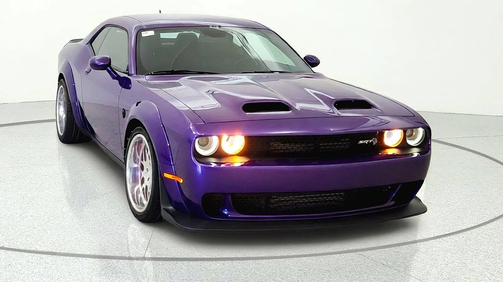 Used 2019 Dodge Challenger SRT Hellcat Redeye RWD image 2