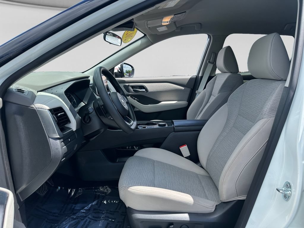 Used 2021 Nissan Rogue SV AWD/4WD image 10