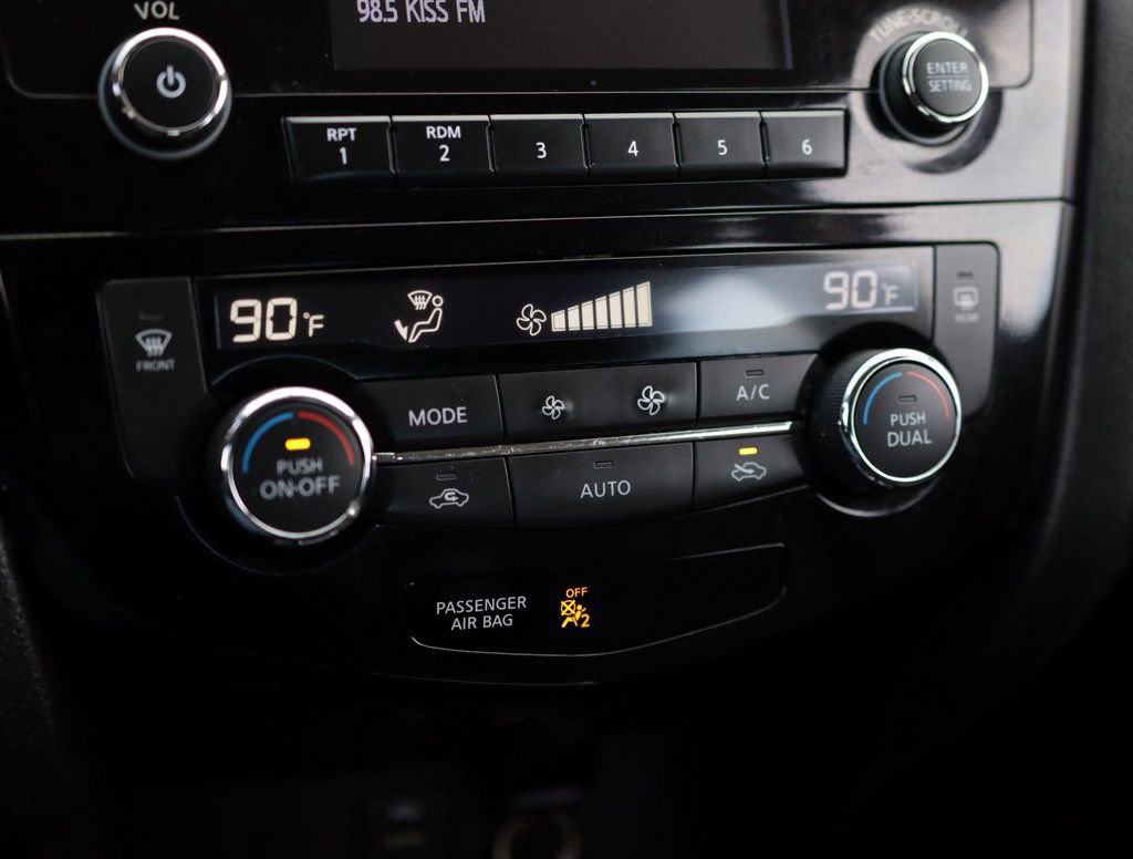 Used 2018 Nissan Rogue Sport SV image 14