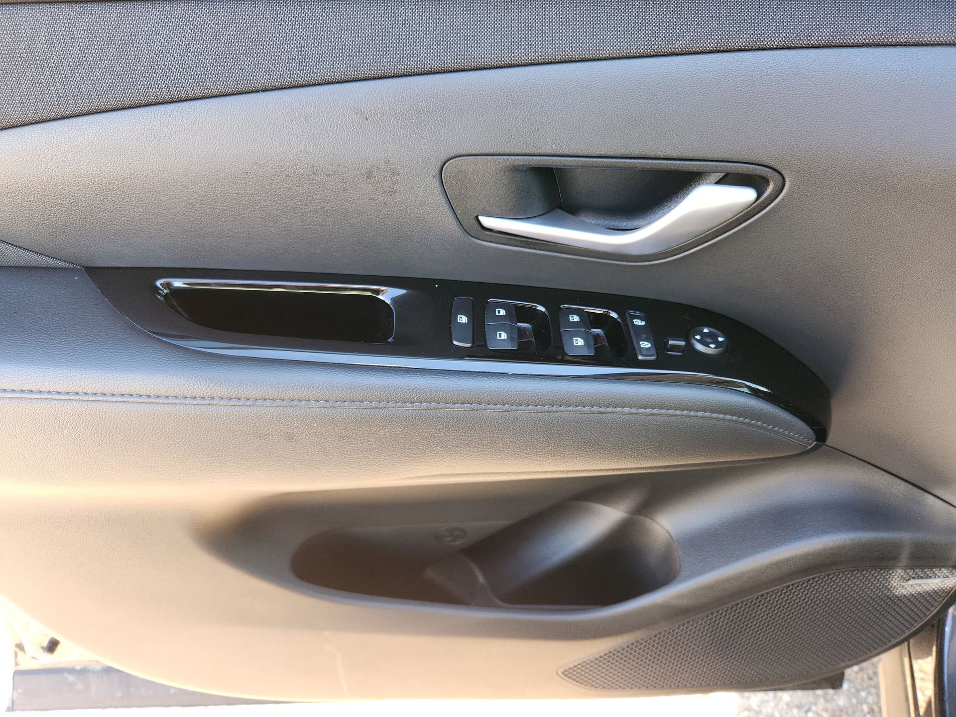 Used 2023 Hyundai Tucson Limited FWD image 15