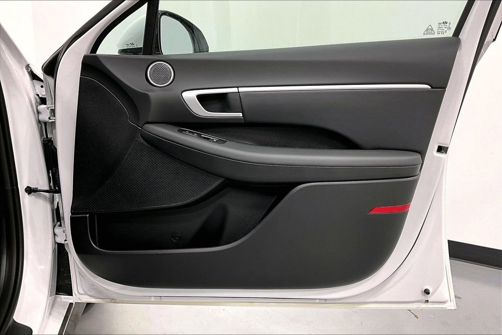 New 2026 BMW X1 xDrive28i w/ Convenience Package AWD/4WD image 19