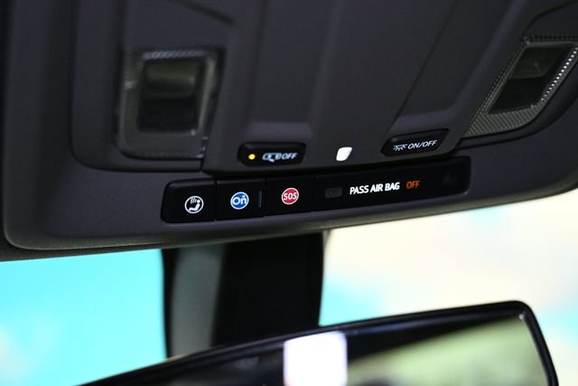 Used 2021 Chevrolet Silverado 1500 Custom image 40