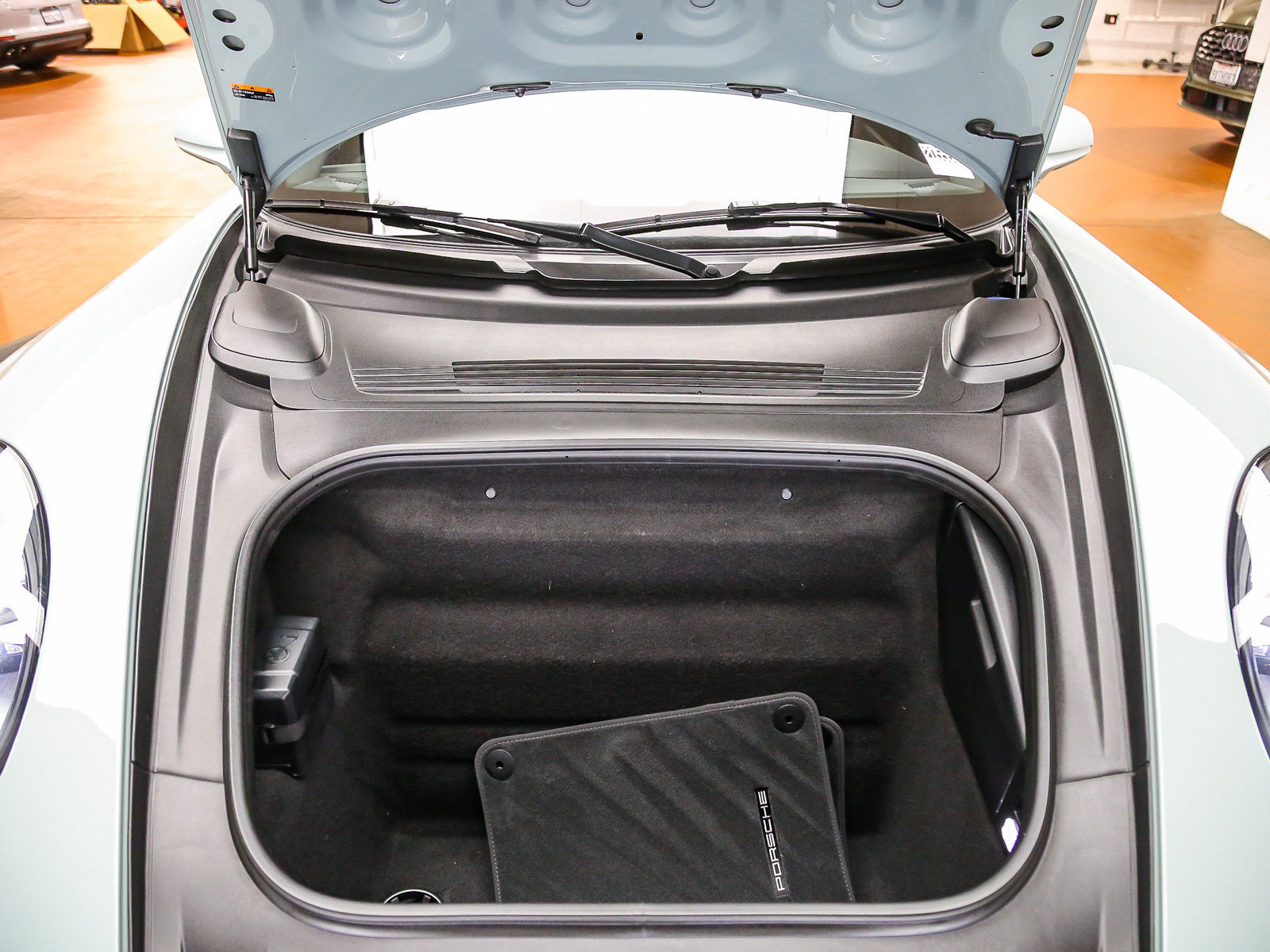 Certified 2025 Porsche 911 Carrera w/ Premium Package RWD image 31
