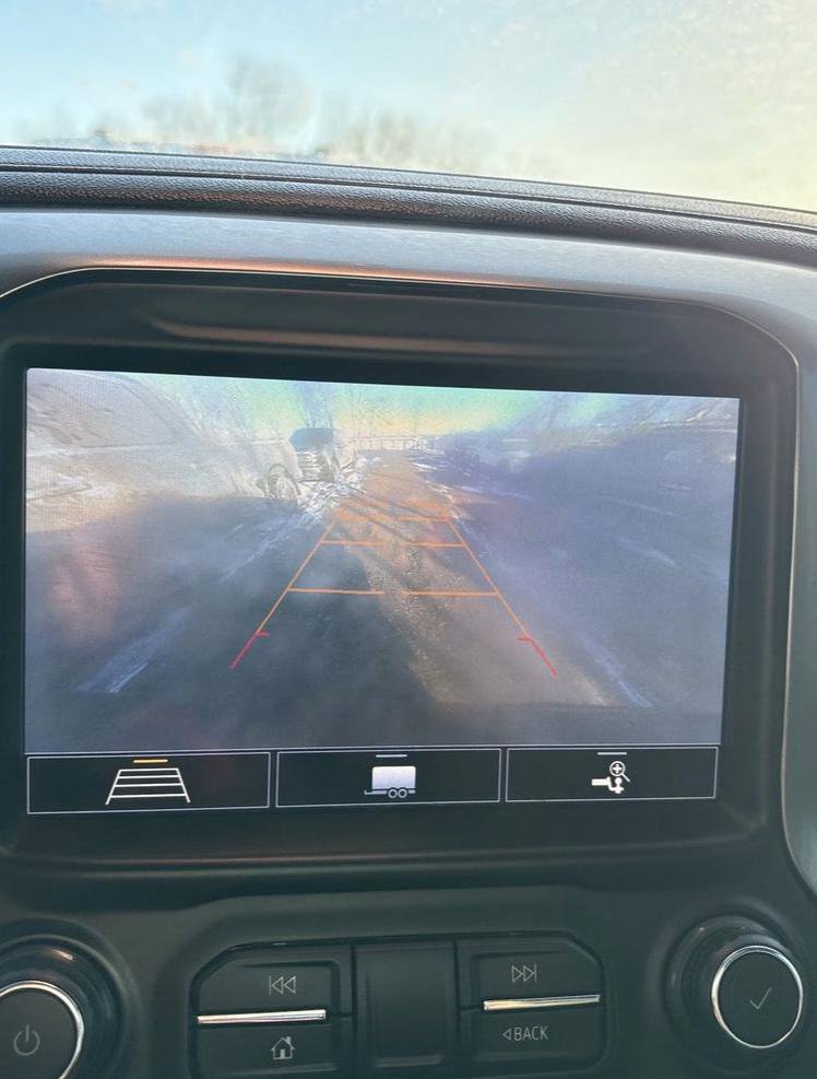 Used 2020 Chevrolet Silverado 1500 LT Trail Boss image 8