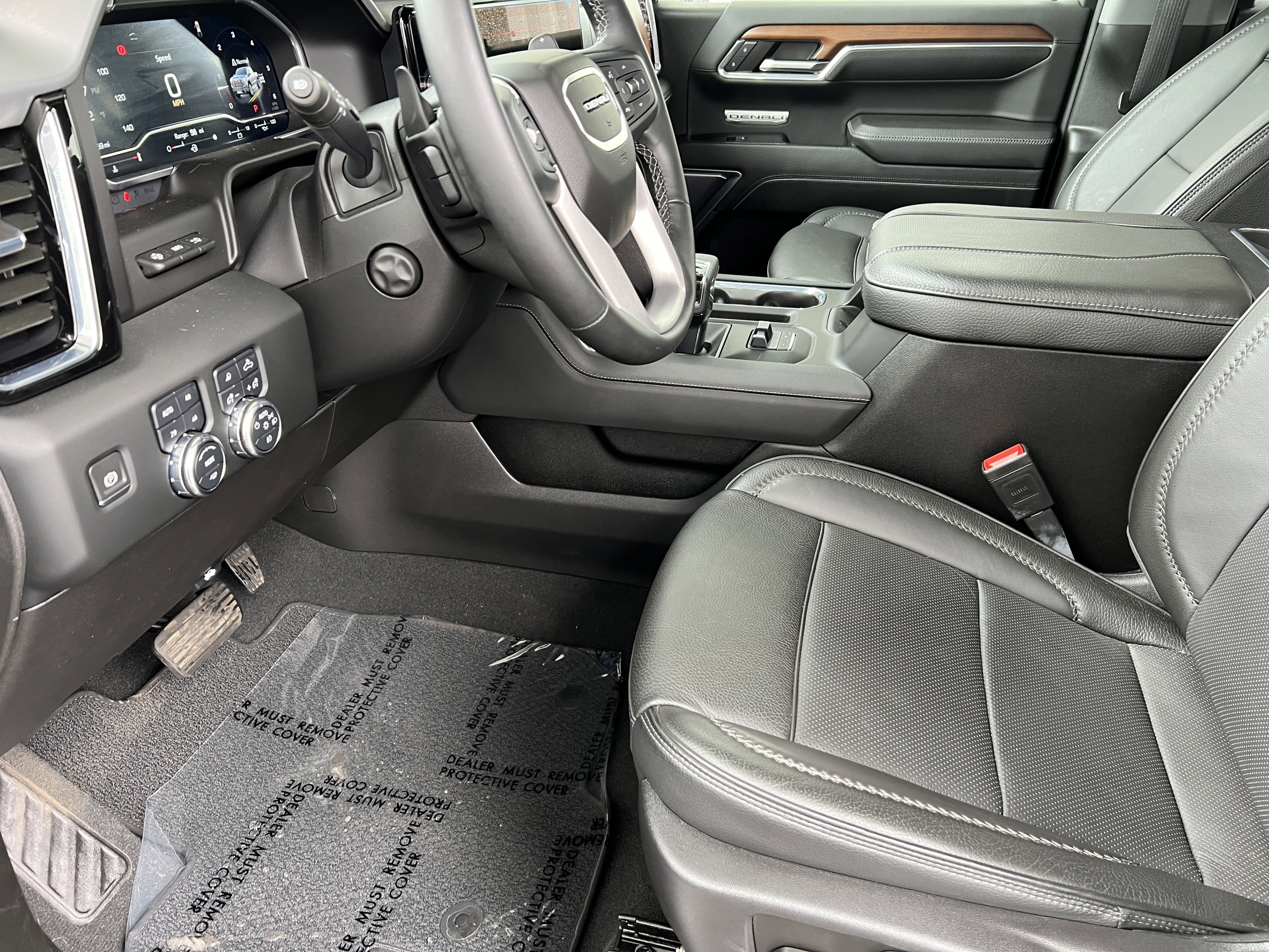 Used 2023 GMC Sierra 1500 Denali w/ Denali Reserve Package AWD/4WD image 14