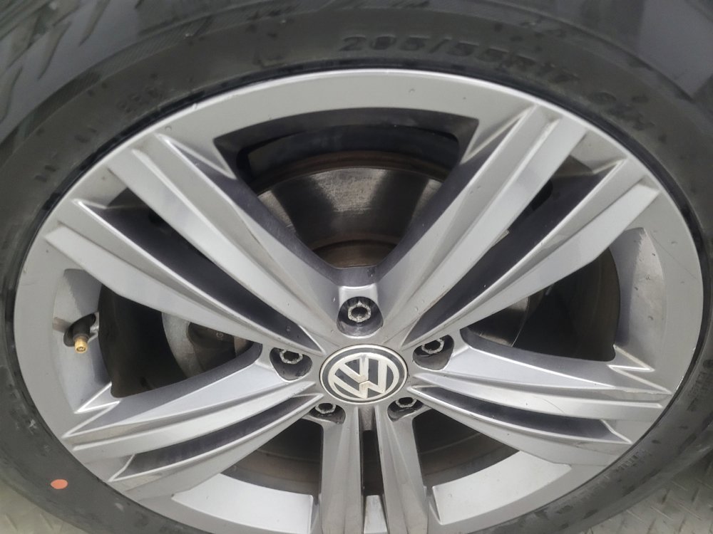 Used 2019 Volkswagen Jetta R-Line FWD image 31