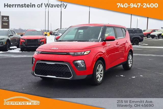 Used 2022 Kia Soul LX FWD image 3
