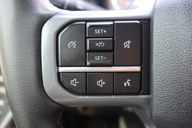 Used 2025 Ford F250 Lariat AWD/4WD image 19