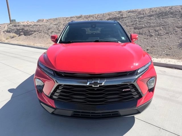 Used 2025 Chevrolet Blazer RS w/ Driver Confidence II Package FWD image 2