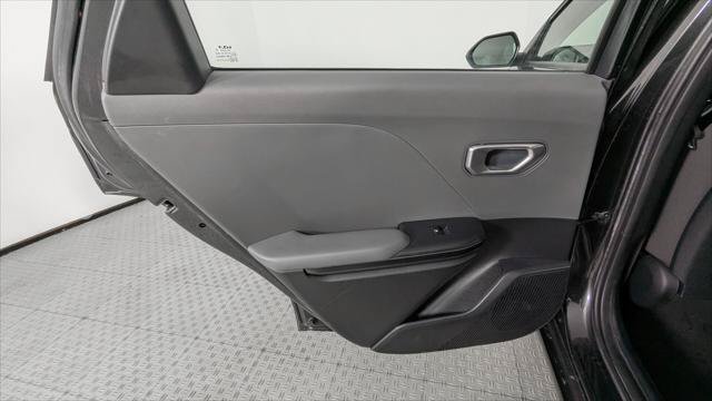 Used 2026 Kia K4 FWD image 16