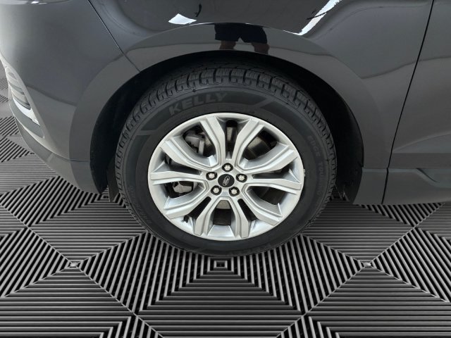 Used 2024 Ford Edge Titanium AWD/4WD image 9