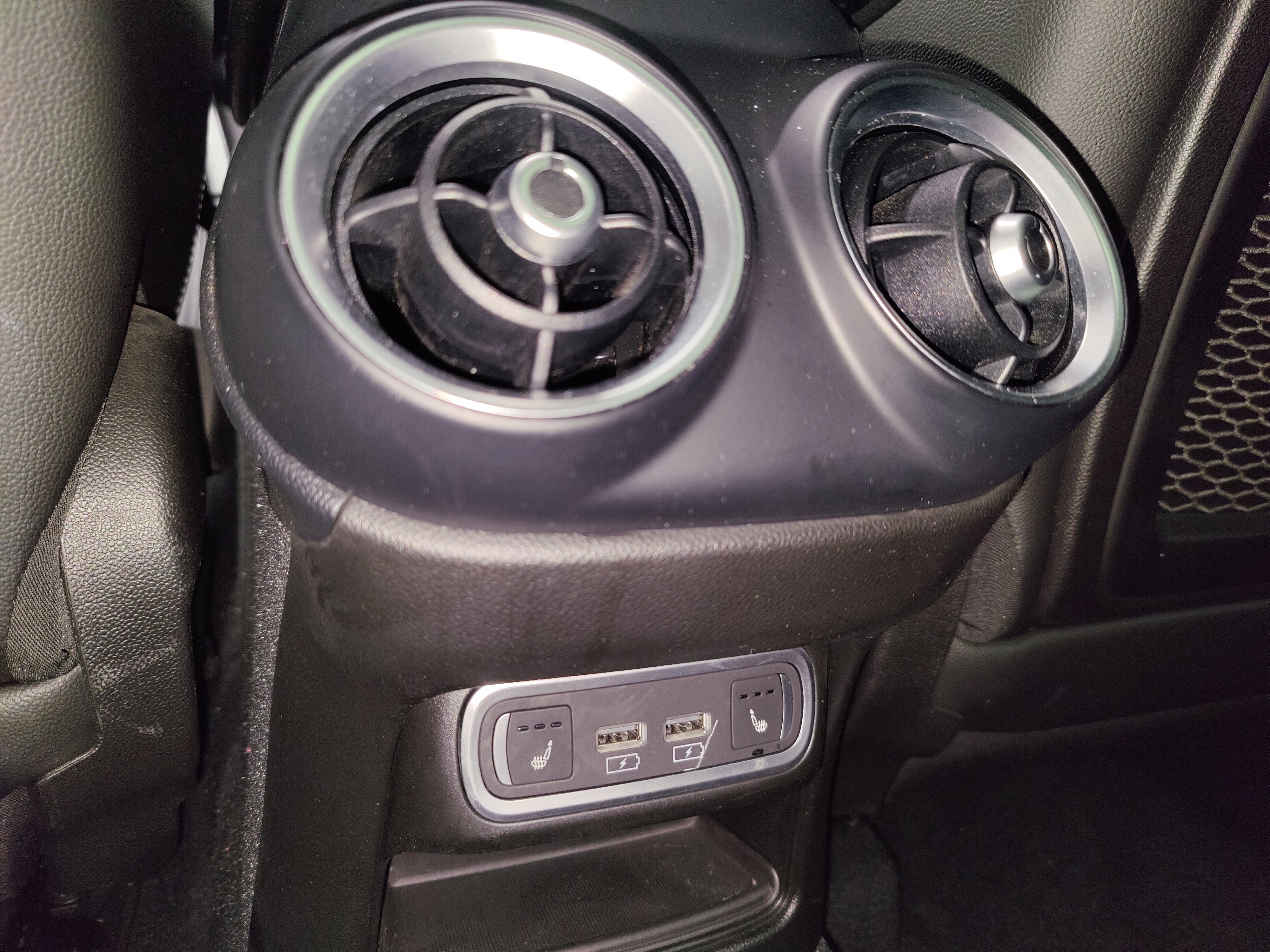 Certified 2024 Alfa Romeo Stelvio Veloce image 20