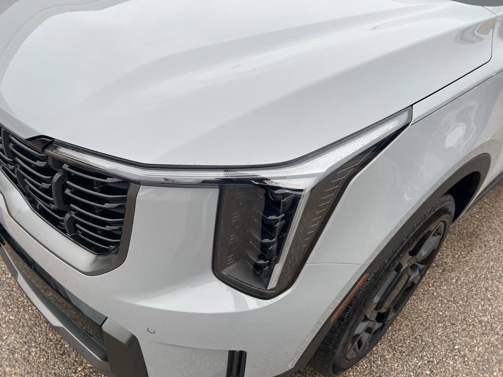 Certified 2025 Kia Sorento X-Line EX image 30