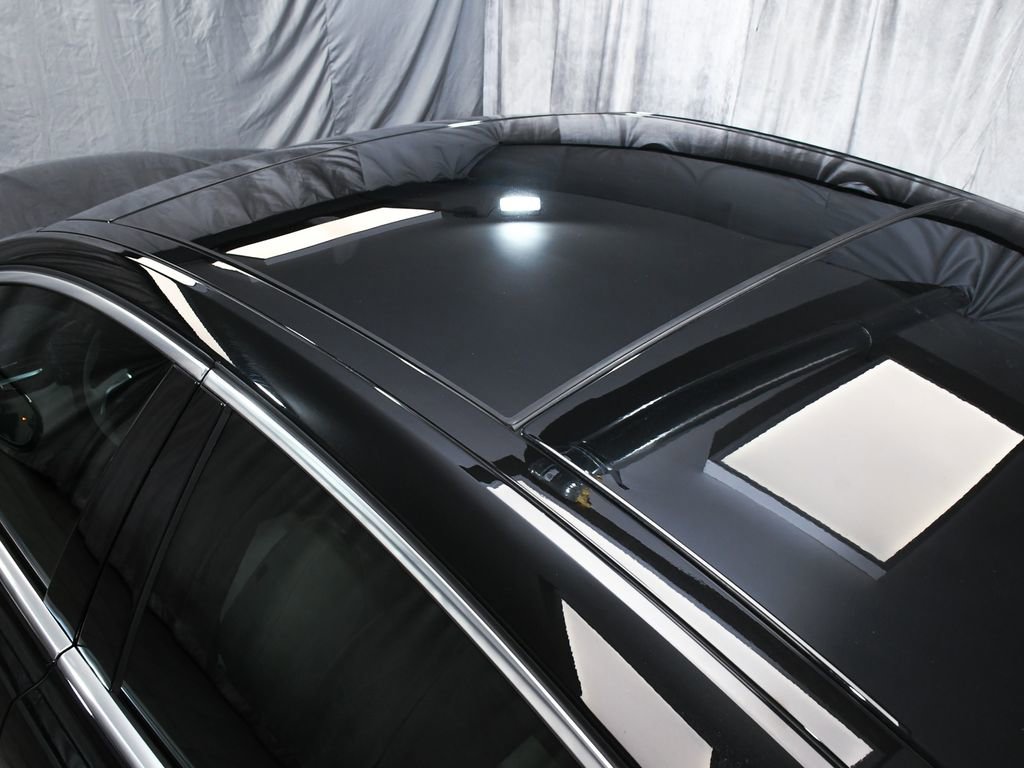 Used 2024 Jaguar XF R-Dynamic SE image 79