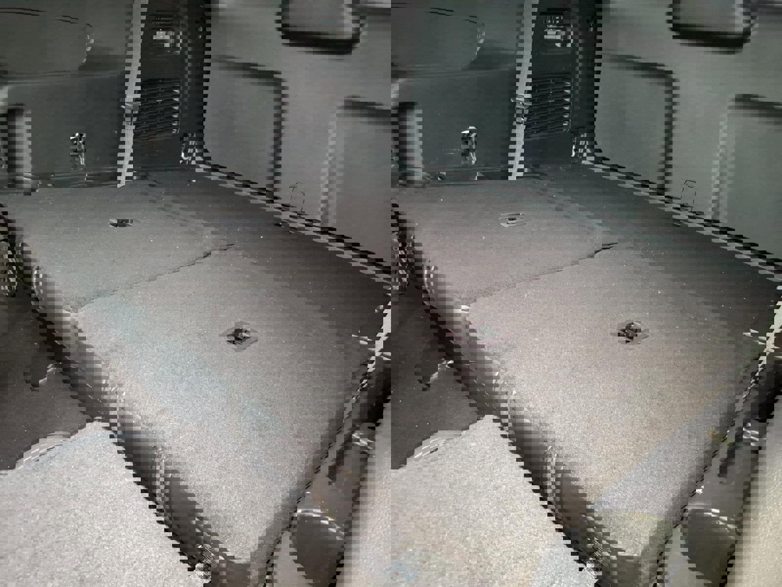 Used 2023 Ford Explorer ST w/ Equipment Group 401A image 9