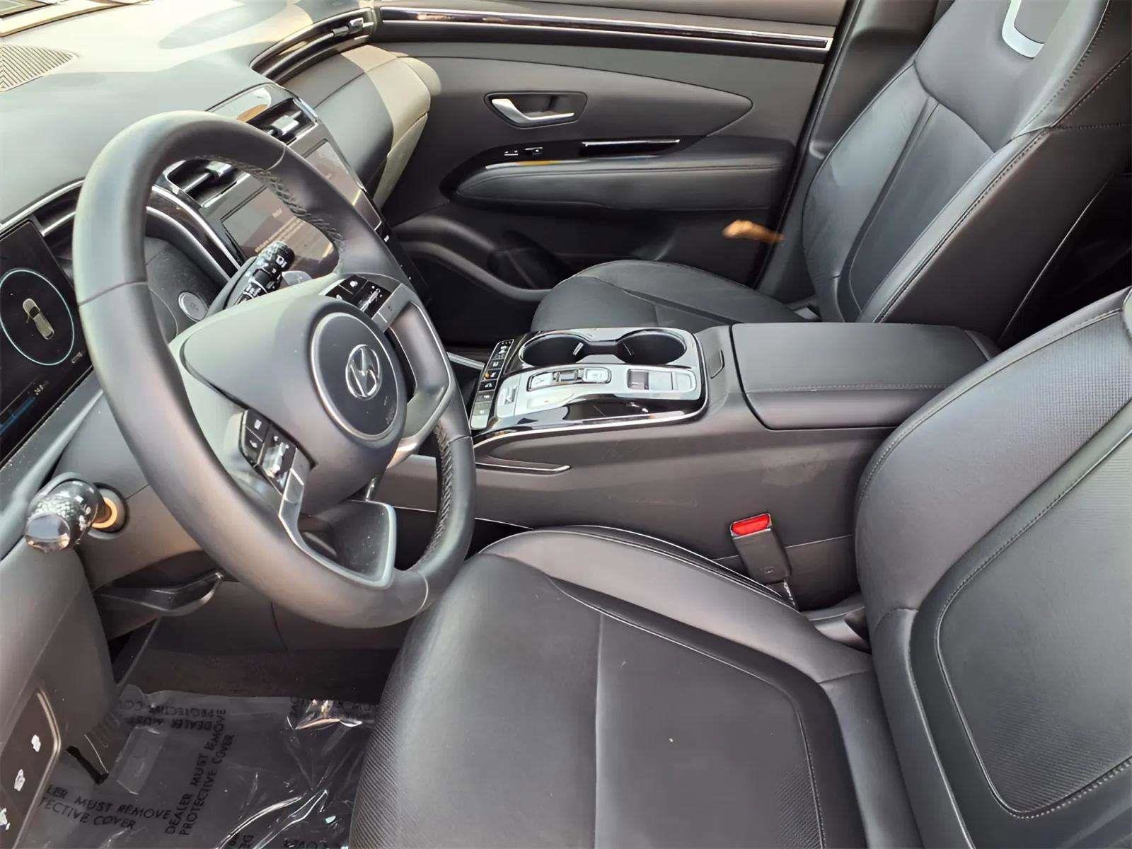 Certified 2023 Hyundai Tucson Limited w/ Cargo Package image 13