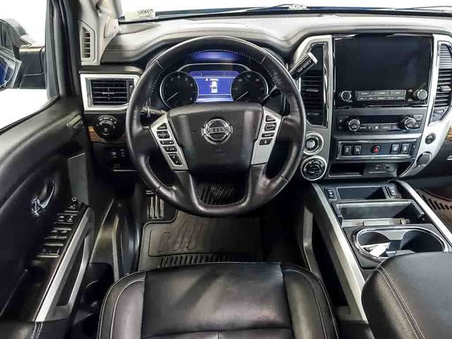 Used 2020 Nissan Titan SL AWD/4WD image 16