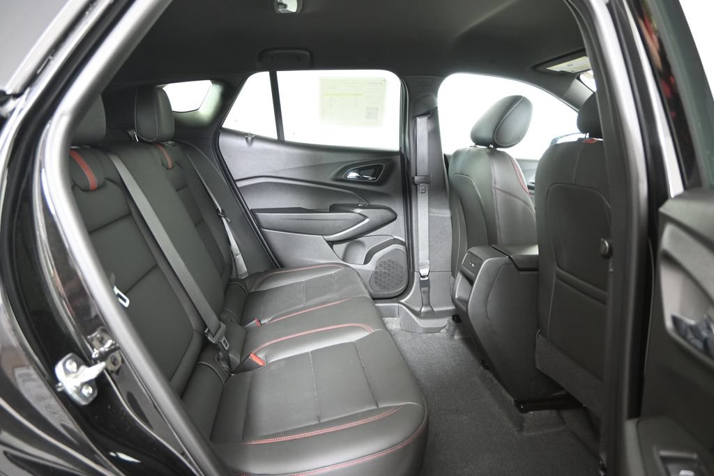 Used 2026 Chevrolet Trax RS w/ Driver Confidence Package FWD image 15