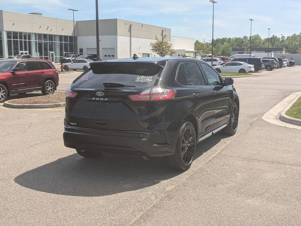 Used 2024 Ford Edge ST-Line AWD/4WD image 5