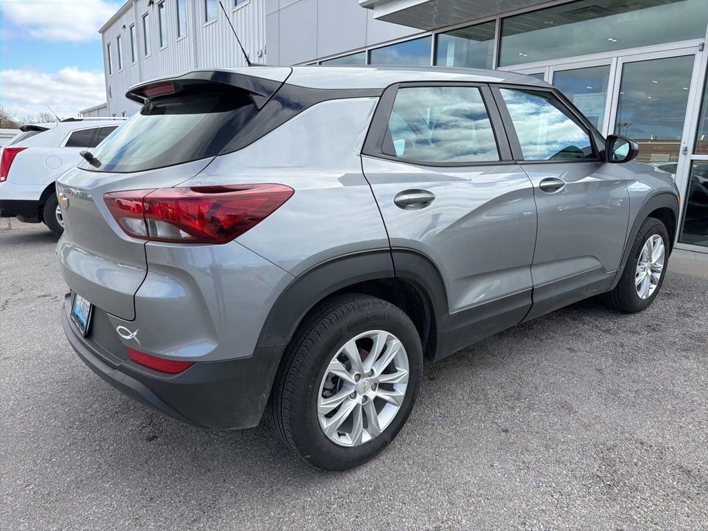 Used 2023 Chevrolet TrailBlazer LS image 3