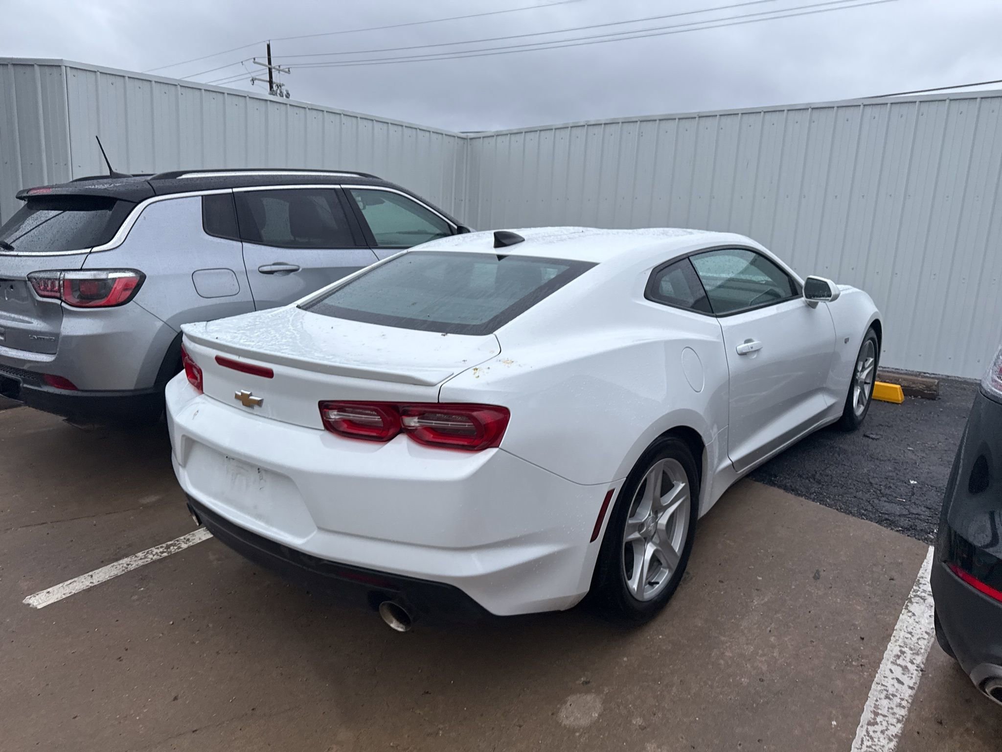Used 2021 Chevrolet Camaro LT image 4