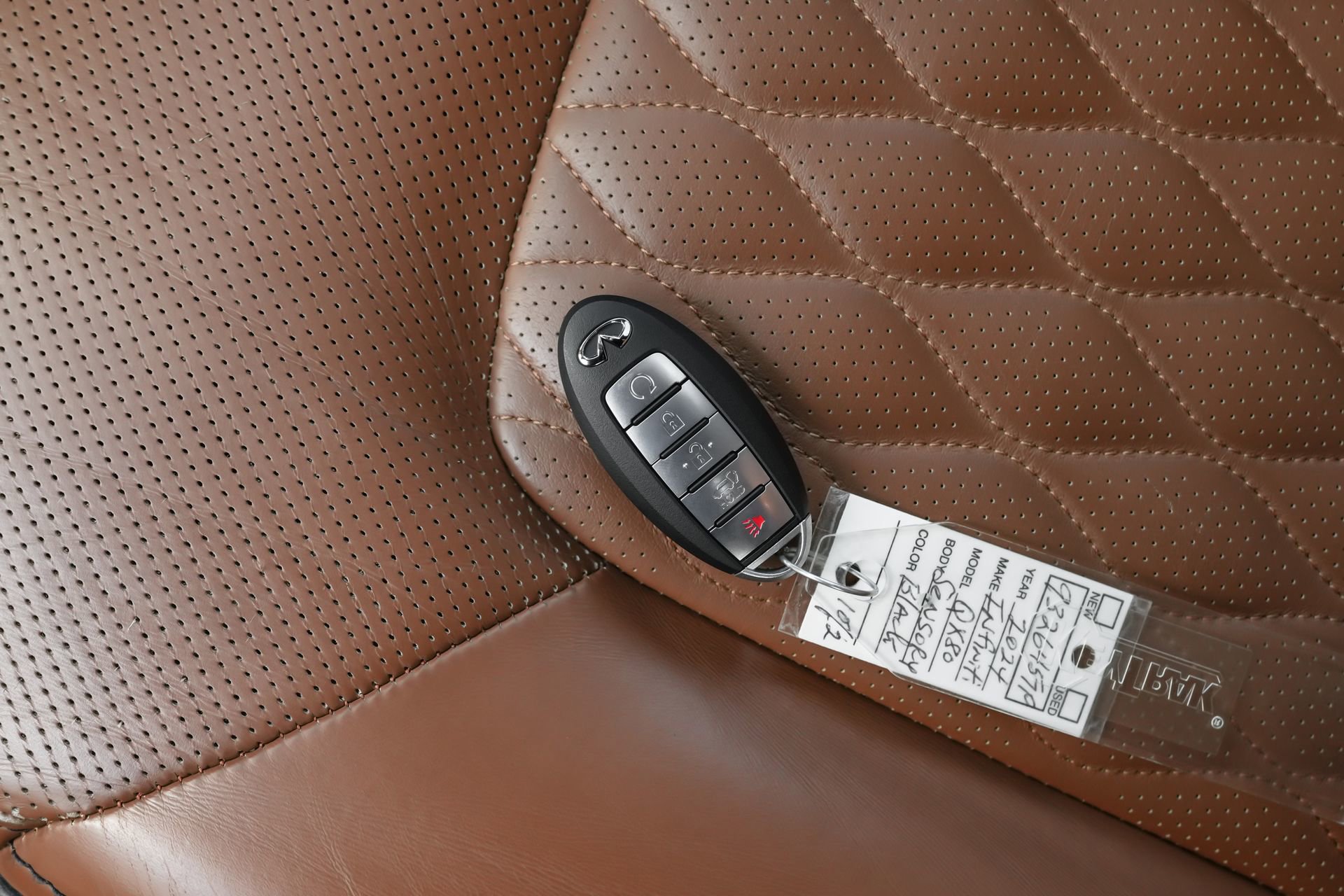 Used 2024 INFINITI QX80 Sensory image 46