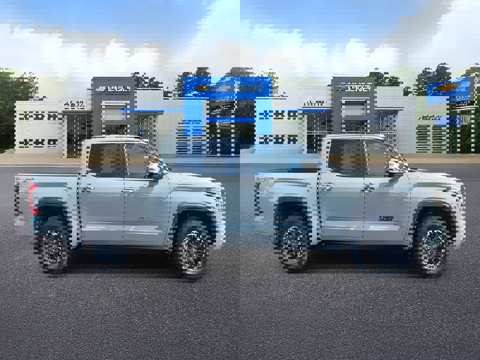 Used 2025 Toyota Tundra SR5 w/ TRD Off-Road Premium Package image 3