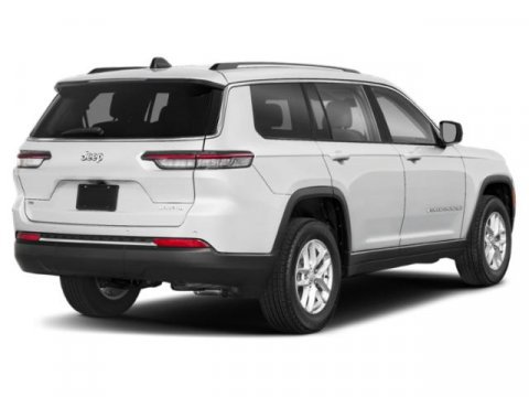 Used 2023 Jeep Grand Cherokee L Laredo image 2