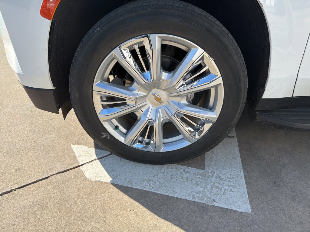 Used 2021 Chevrolet Suburban High Country image 8