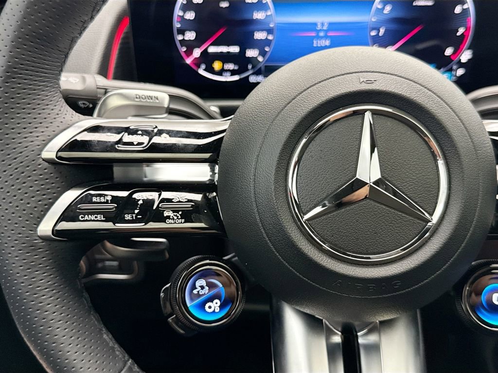 Used 2026 Mercedes-Benz GLB 35 AMG 4MATIC image 11