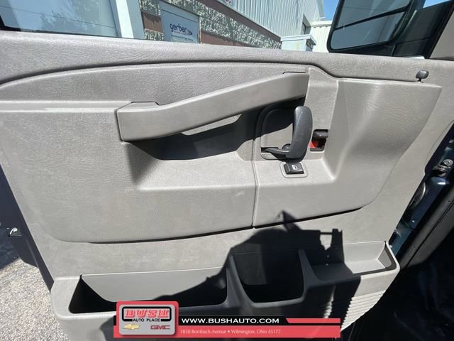 New 2025 Chevrolet Express 3500 w/ Driver Convenience Package image 21