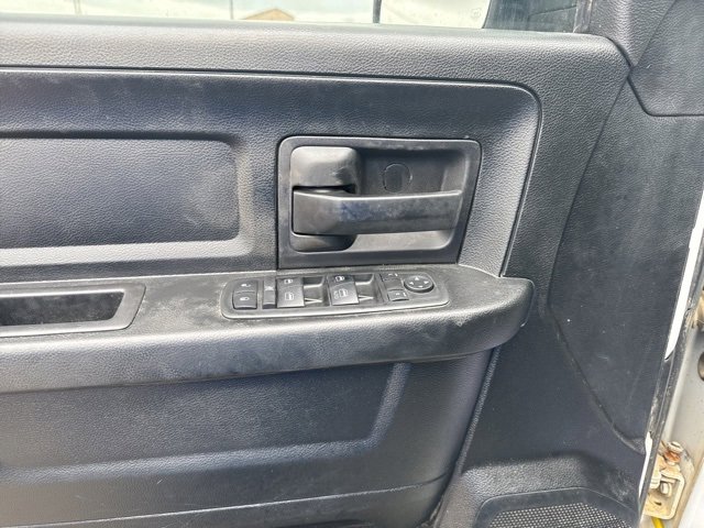 Used 2018 RAM 1500 Express w/ Express Value Package image 16