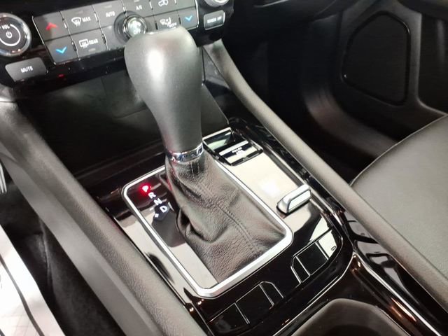 Used 2025 Jeep Compass Limited image 23