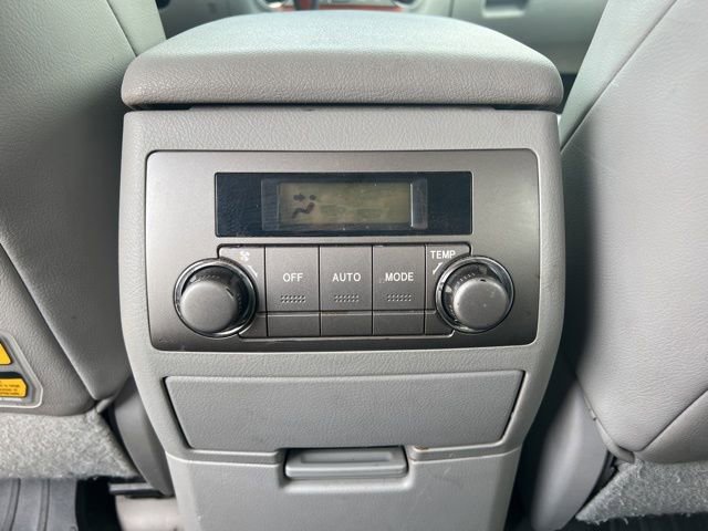 Used 2010 Toyota Highlander Limited image 9