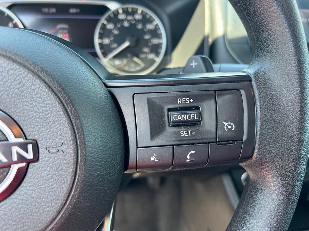 Used 2023 Nissan Rogue S AWD/4WD image 39
