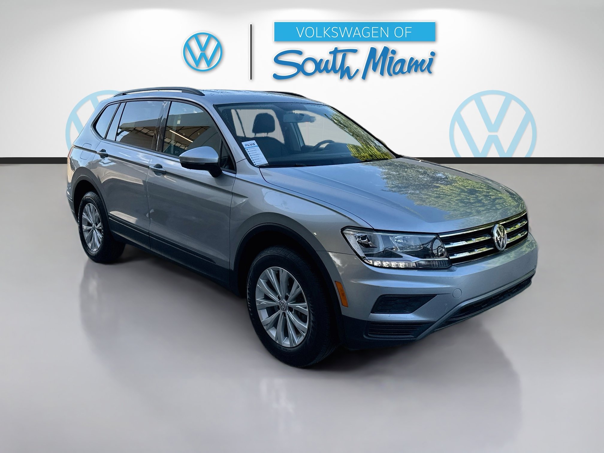 Used 2020 Volkswagen Tiguan S FWD image 1